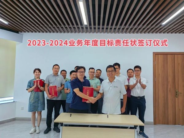 湖南興隆種業(yè)有限公司,長沙稻谷種植與銷售,長沙農(nóng)作物品種的選育,長沙農(nóng)業(yè)病蟲害防治服務(wù)