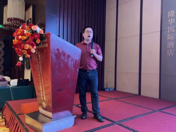 湖南興隆種業(yè)有限公司,長沙稻谷種植與銷售,長沙農(nóng)作物品種的選育,長沙農(nóng)業(yè)病蟲害防治服務